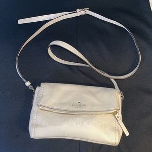 ♠️kate spade♠️ like new blush/shell crossbody!